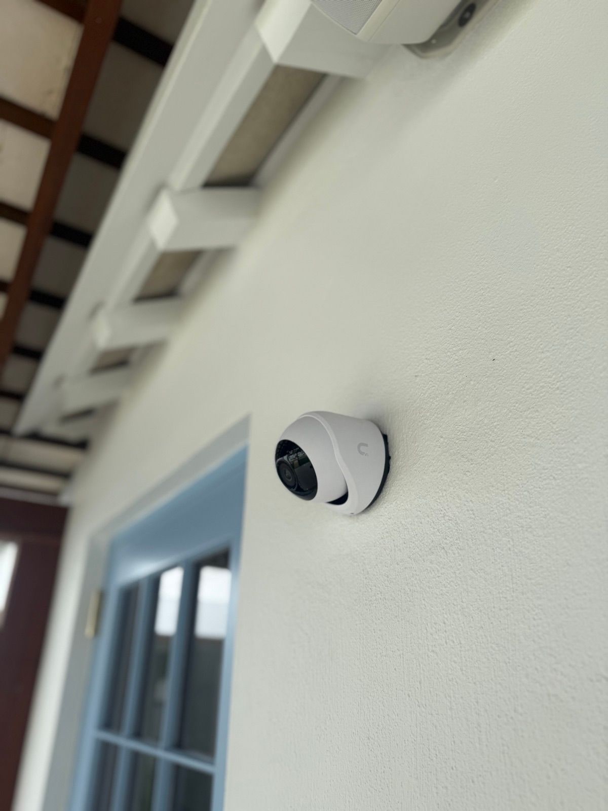 UniFi G5 dome camera - discreet residential install